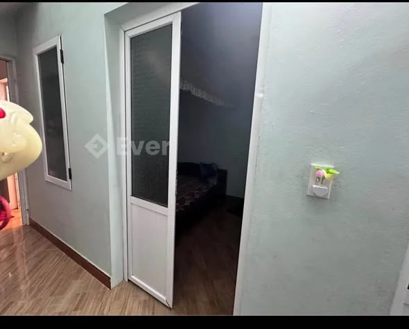 Có BÀ CHỊ đang cần bán nhà GẤP Đ/c Hoàng Thanh- tam thanhDT 66,7mc