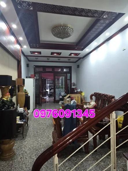 Quá ổn. Hơn 3 tỷ. Nhà mặt đường, 113m2. Trung tâm phường Tam Thanh - 3 tỷ - 113m²