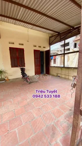 Bán nhà cấp 4, căn góc 2 mặt tiền Khối Tân Lập, phường Đông Kinh