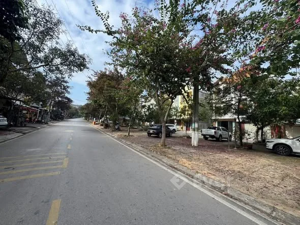 Bán lô đất mặt đường Văn Vỉ.Đường to rộng gấp đôi khu đô thị - 4 ô tô tránh nhau