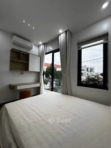 Trân trọng thông báo tới quý anh chị emChủ đầu tư ngôi nhà 4 tầng ở Khòn Khuyên Đông Kinh