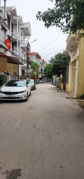 BÁN ĐẤT TRUNG TÂM TP NGÕ 123 ĐƯỜNG PHAI VỆ...Vị trí đẹp,trung tâm gần ngay siêu thị Thành Đô - Thỏa thuận - 99m²