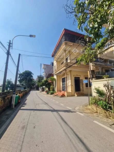 THAY VÌ CHỜ ĐẤT KĐT – TĐC, SAO KHÔNG CHỌN NGAY LÔ TRUNG TÂM NÀY Ở SƯỚNG ?