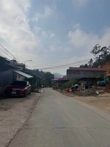 BÁN NHÀ 3 TẦNG MẶT ĐƯỜNG VĂN VỈ Full nội thất – Vào ở ngay