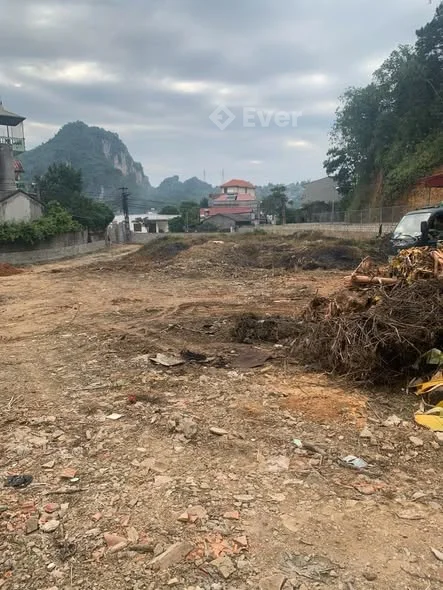 bên e sẵn 6 lô đất chỉ hơn tỉ 1 chút mặt đường tam thanh đường vào đồi khỉ