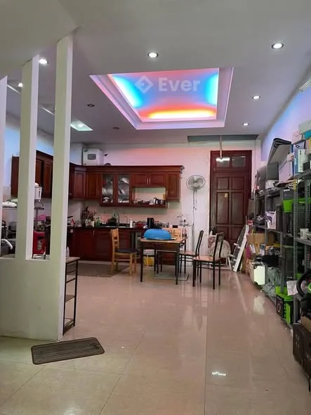 Bán căn 3 tầng phố đặng dụng phú lộc 4..dt 92,5m2 mặt tiền 5m hướng nam