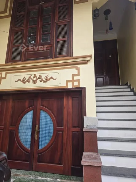 CHO THUÊ NHÀ LÂU DÀI – VỊ TRÍ ĐẸP MẶT ĐƯỜNG NGUYỄN DU - 10 triệu - 80m²