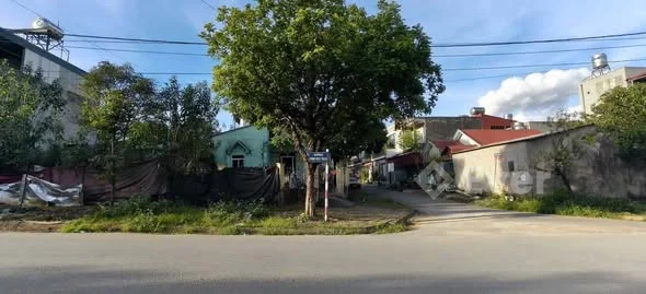 . CỰC HIẾM CỰC HIẾM BÁN ĐẤT TẶNG NHÀ MẶT ĐƯỜNG KINH DOANH ĐÔNG ĐÚC MỌI NGÀNH NGHỀ