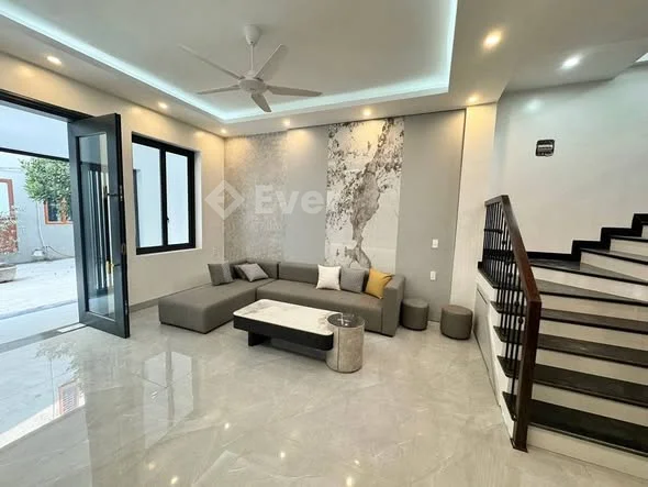 SIÊU PHẨM NHÀ 3 TẦNG VỪA HOÀN THIỆN – KHU VỰC LÊ ĐẠI HÀNH - Thỏa thuận - 60m²