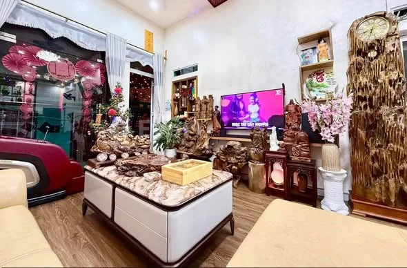 NHÀ CẤP 4 ĐƯỜNG PHAN CHU CHINH TỈNH LAI CHÂU - Thỏa thuận - 85m²