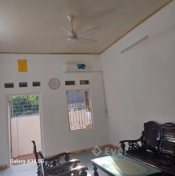 gia chủ chuyển công tác nay muốn bán căn nhà c4 dẫy 2 đường ngô quyền , gần quán nhậu thả ga