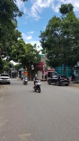 BÁN NHÀ 3 TẦNG XÂY KIÊN CỐ ĐỊA ĐIỂM KINH DOANH SỐ 1 - Thỏa thuận - 90m²