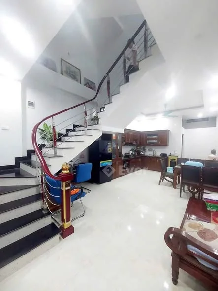 B.án nhà 2.5 Tầng trung tâm Cốc Lếu- 4.5 x 18.8- Tây Bắc3 Tỷ 180tr để lại Full nội thất lhn