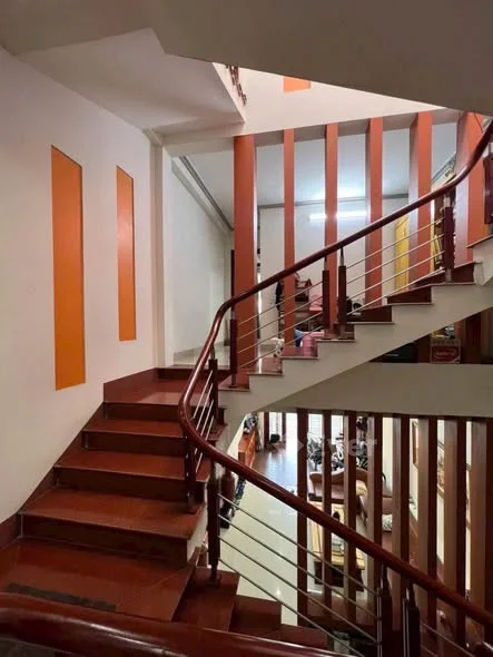 Chính chủ cần bán, nhà 3 tầng tại đường Lạc Sơn, Phường Cam Đường (Bắc Cường cũ thuộc B1)