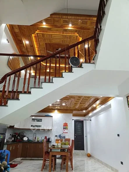 tiếc vô cùng phải chia tay ngôi nhà đầy tâm huyết Bán nhà 3 tầng 1 tum đẹp sang sịn từng chi tiết