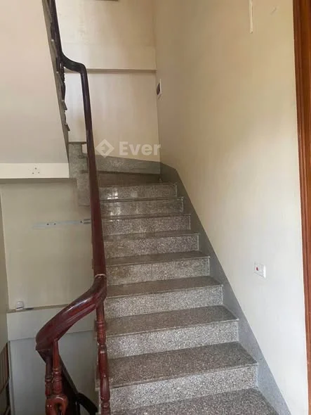 BÁN NHÀ 3 TẦNG 2 MẶT TIỀN, ĐƯỜNG HUỲNH KHÚC KHÁNG, KHU TIỆN ÍCH NHẤT NHÌ TỈNH LAI CHÂU