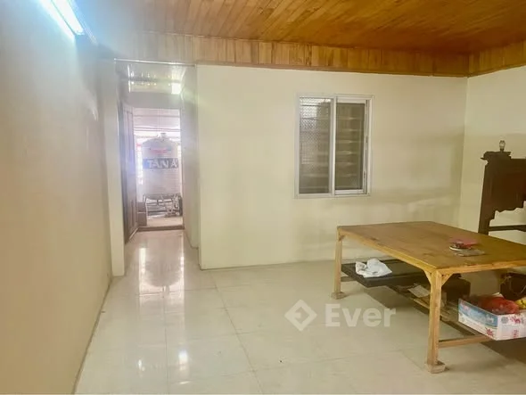 Căn nhà cấp 4 có gác lửng, Phố Lê Đại Hành - P Lào Cai Diện tích bìa: 4.5 x 20m