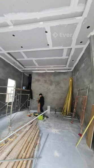 CÁC BÁC HÃY NHANH TAY CHỐT NHÀ ĐÓN TẾT AK . GIÁ CHỈ 9XX__ CĂN CẤP 4 XÂY MỚI ĐÉT __NGÕ TRẦN PHÚ