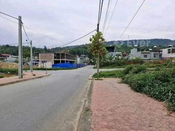 BĐS ĐẤT ĐỎ 24Bán đất BIỆT THỰ 2 mặt tiền 335m²- H5 Minh Đức - Sau siêu thị GO