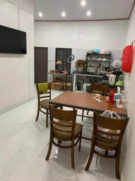 Cố tý nữa là vào việc, căn nhà 1 tầng, 1 tum sau nhà máy in Tỉnh Lai Châu - Thỏa thuận - 125m²