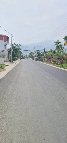 BÁN ĐẤT TẶNG DÃY TRỌ Vị trí: Đường Đặng Văn Ngữ, tổ 24 Đông Phong - Thỏa thuận - 105m²