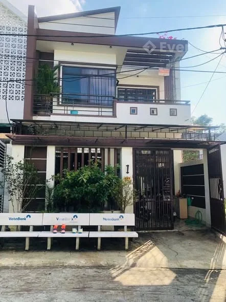 chính chủ chuyển công tác nay muốn bán căn nhà 2 tầng mới xây đẹp chỉ việc dọn đồ về ở