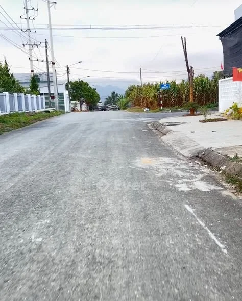 BÁN ĐẤT CẤP SAU ĐIỆN LỰC THÀNH PHỐDiện tích 7x15