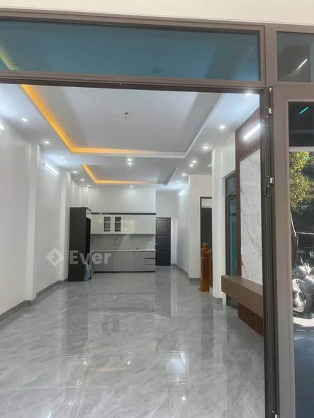 BÁN CĂN NHÀ 2 TẦNG ĐƯỜNG YÊN THẾ DIỆN TÍCH 7x15M - NHÀ XÂY KIÊN CỐ, CÓ 3 PHÒNG NGỦ, GARA Ô TÔ RIÊNG