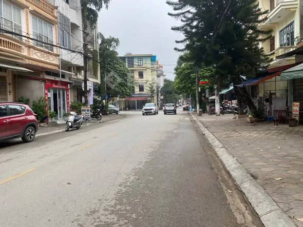 Cần Bán Ô Đất Đẹp Vị Trí KD Tốt . Đất 1Mặt Tiền Đường Tam Thanh . 1Mặt Ngõ