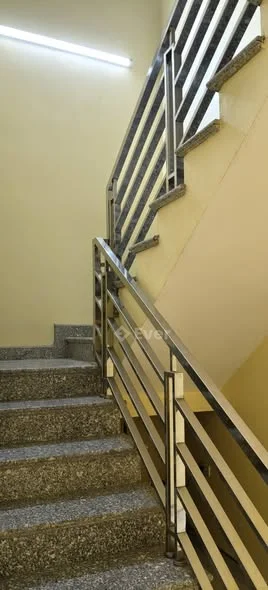 Gia đình cần bán gấp căn nhà 2 tầng sau 1 tầng trước, ở ngõ 110 phai luông, dt 65, 4m hướng tây bắc,