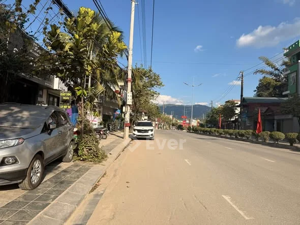 Năm sắp hết, em bán nhanh mảnh đất tại HimLam.Diện tích: 115m vuông, 50m đất ở