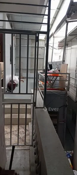 Bán nhà 2 tầng mặt đường chợ trung tâm 3 phường Mường Thanh cũ, hướng nam, diện tích 230m2 đất ở