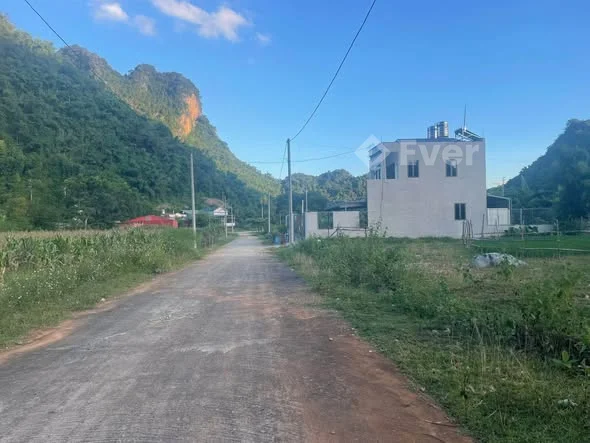 Sẵn lô đất biệt thự đẹp tại Ka Lap Chiềng NgầnDiện tích 17mx18m bìa hồng full thổ cư