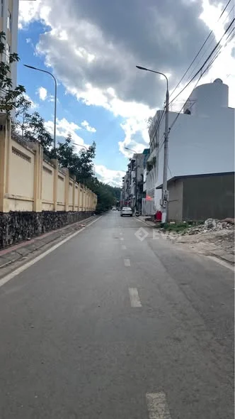 Bán lô đất khu Mé Ban, Chiềng Cơi – TP Sơn LaDiện tích: 5 x 15m – Hướng Đông Nam