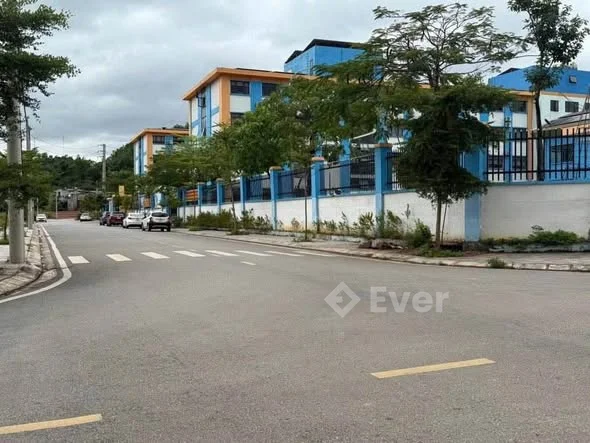 Sẵn 1 Lô Biệt Thự 180m Khu Trường Quốc Tế Bình Minh.