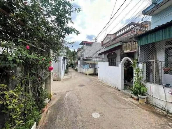 Bán đất tặng nhà và kho, thuộc lô 3 đường Lê Đức Thọ.Dân cư đông, đường thông thoáng