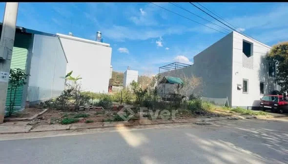 Bán Nhanh Đất Nền Khu Dân Cư 4B, Đất Vuông Vắn.Dân cư đông đúc, pháp lý đầy đủ.Giá:1tyxx/lô