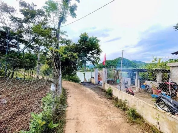 Bán Nhanh Đất Vườn Bản Híp, Chiềng Ngần.Đất view Hồ Thoáng Đẹp, Đường Ô Tô Đi Lại Thoải Mái