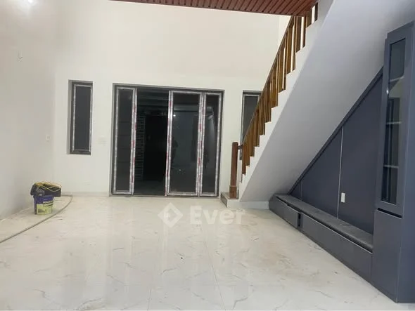 Nhà đẹp đón tết,xuân về đón lộcChính chủ e có căn nhà gác lửng mới xây cần bán tại bản Phung