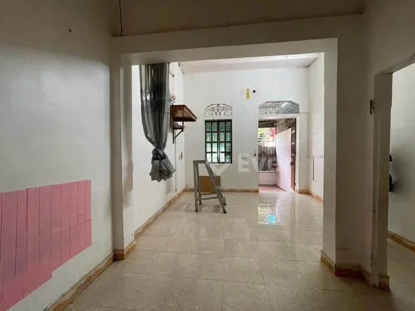 Nhà cấp 4 ngay ngã 3 quyết thắng!Diện tích 4m x 17m (68m2, thổ cư 100%)