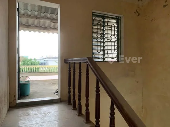 bán nhà 3 tầng đối diện rạp tháng 8mặt tiền 4m sâu 17m full thổ cưtrục đường to