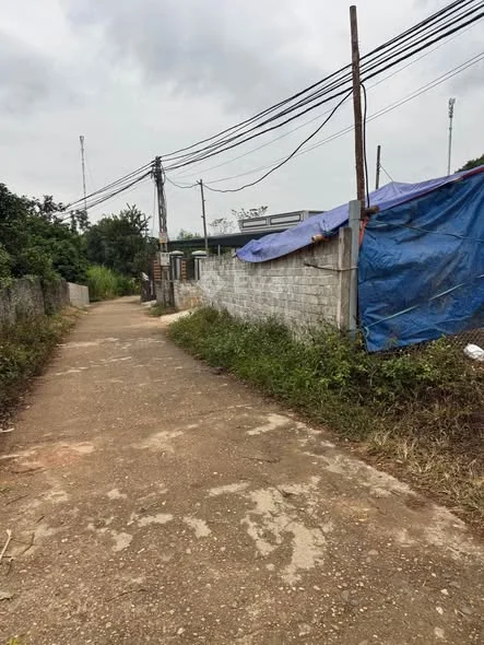 giá 700 tr cho một lô đất 6x20 phun thổ cư Vị trí thuộc đất an khang , nay phường An Tường