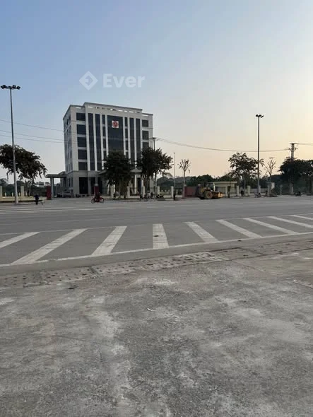 Gia chủ gửi bản lô đất 4,27x19 đất phun thổ cư , lô đất hai mặt tiền