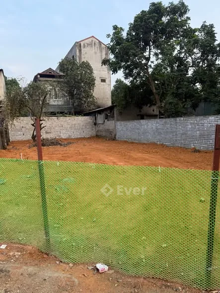 Chính chủ cần bán mảnh đất: 170m2.Chiều ngang 8.35m.Chiều sâu 20m.