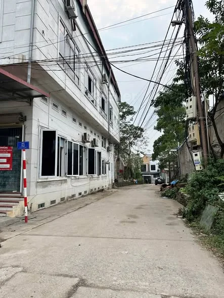 Cần bán gấp lô đất P Quang Trung Cũ gần Làng Sinh Viên lô 2 Đường việt Bắc