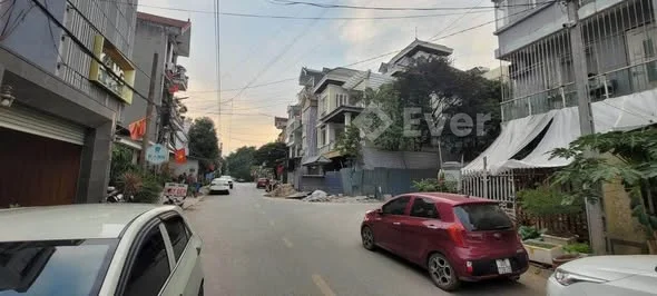 BÁN TÒA NHÀ MẶT TIỀN PHỐ VĂN CAO - GIAO PHỐ NGUYỄN BÍNH