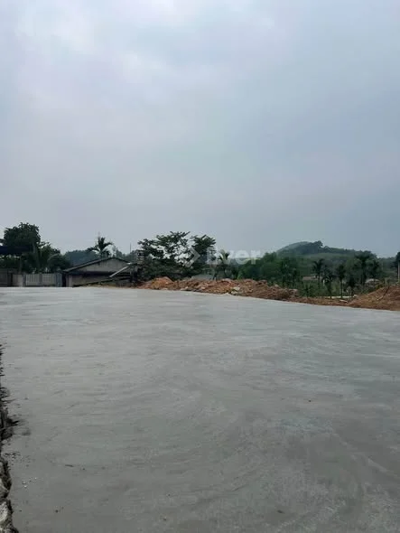 1 lô F0 xã đồng hỷ, mặt tiền 7m diện tích 197m tc 80m đất ở cao ráo kg bao giờ sợ lụt,dân cư đông