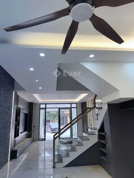 NHÀ 3 TẦNG ĐẸP ĐÓN TẾT 2026 Vị trí trục chính đường túc duyên, thuận tiện kinh doanh