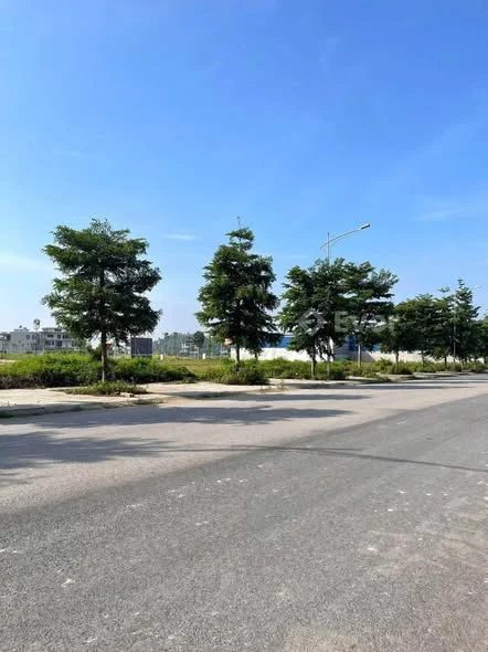 BÁN ĐẤT - Trục chính Đ. Xuân Hoà kéo dài KDT Thăng long Túc duyên cũ Thái nguyên - Diện tích 187,5m