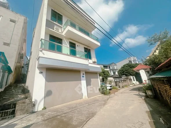 Bán nhà 3 tầng khu Thành Công - Tiên CátDt 76m2 mặt 7,6m full thổ cư